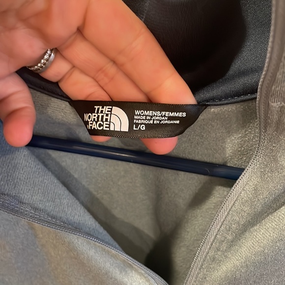 North face 1/4 zip light weight - Picture 2 of 2